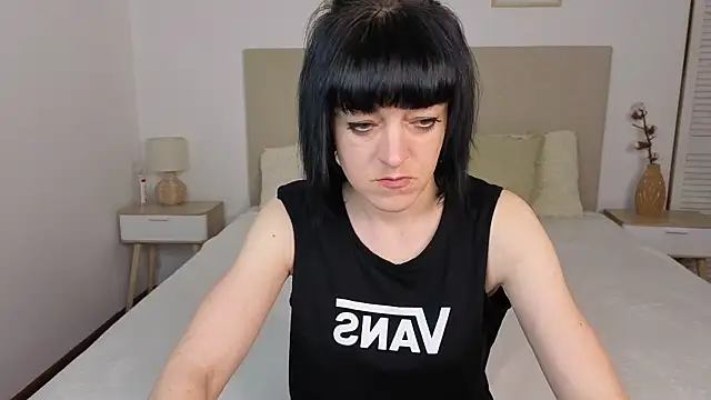 Minimolly  online show from March 17, 8:34 pm