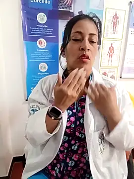 Snapshot of Aitana444 chatting on March 13, 1:07 pm Aitana444 online show from March 13, 1:07 pm