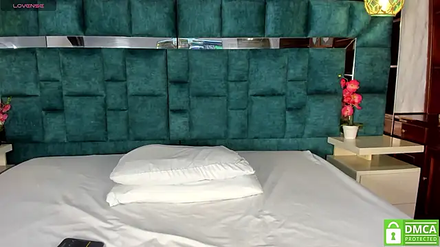 AbbyDixon   online show from March 10, 8:14 pm