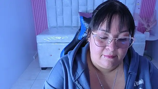 Astrid1 s online show from March 12, 3:12 am