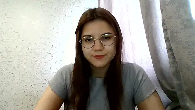 Snapshot of Aurora_Breeze chatting on June 13, 9:40 am Aurora Breeze online show from June 13, 9:40 am