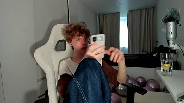 Wawesuc online show from March 14, 11:04 am