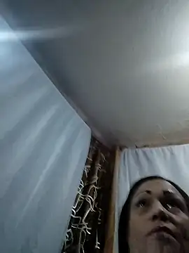 maroita online show from May 13, 1:08 pm