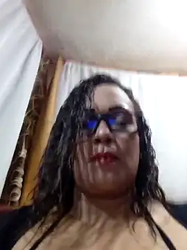 maroita online show from May 18, 1:06 pm