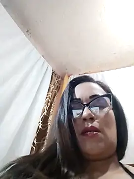 maroita online show from June 6, 3:06 pm