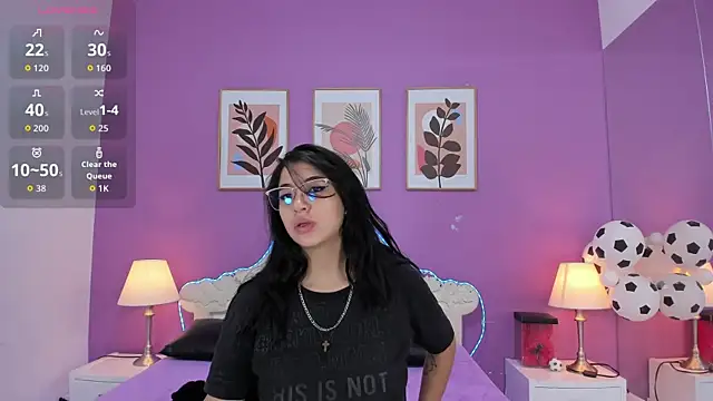 YayaQueen online show from July 16, 11:49 am
