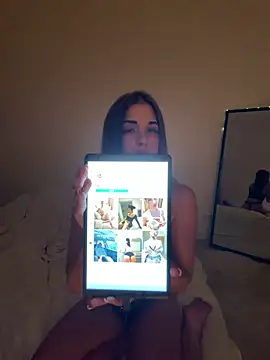 eva aix online show from March 17, 9:07 pm