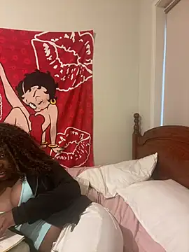 Snapshot of cleooxoxo chatting on March 7, 5:59 am cleooxoxo online show from March 7, 5:59 am