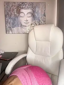 chanell pinkk online show from March 17, 1:03 pm