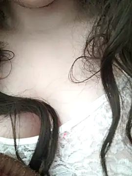 Kamilya89six online show from May 1, 4:00 pm