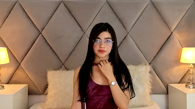OliviaDiaz online show from April 27, 8:29 pm