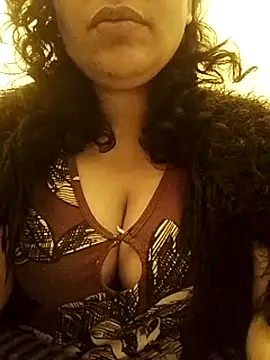 Snapshot of karamil69sxx chatting on March 8, 2:37 am karamil69sxx online show from March 8, 2:37 am