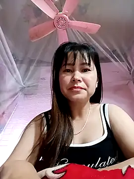 Snapshot of Ivey_S1 chatting on March 10, 11:10 pm Ivey S1 online show from March 10, 11:10 pm