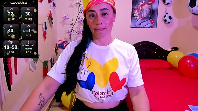 Snapshot of sara_florez12 chatting on July 7, 11:14 am sara florez12 online show from July 7, 11:14 am