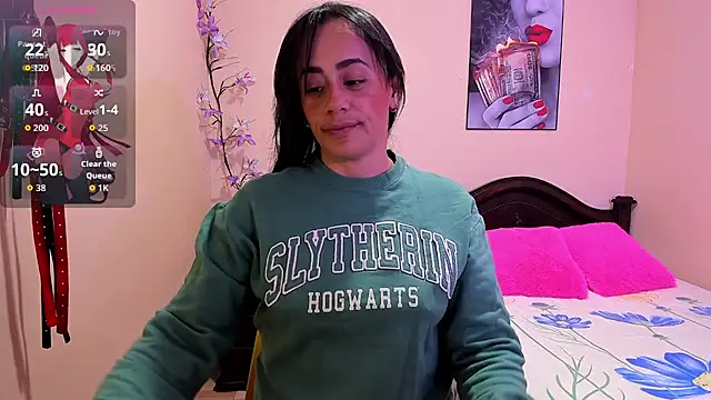 Snapshot of sara_florez12 chatting on July 23, 11:08 am sara florez12 online show from July 23, 11:08 am