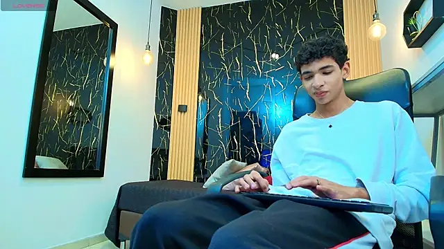 ValeriHot 1 online show from April 30, 3:02 am