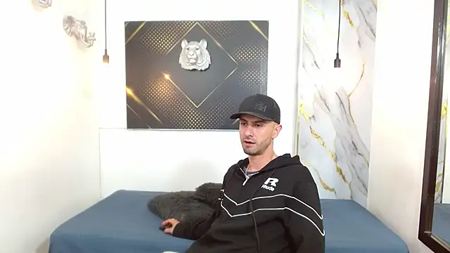 KingOfTemptation online show from April 27, 3:59 am