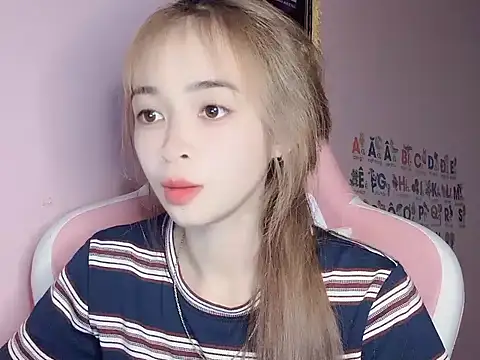 Odile068 online show from March 14, 4:23 pm