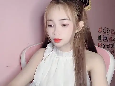 Odile068 online show from March 19, 3:49 pm