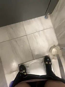 yanbenmle online show from March 9, 7:56 am