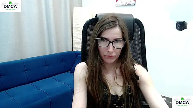 eva lady online show from May 13, 8:44 am