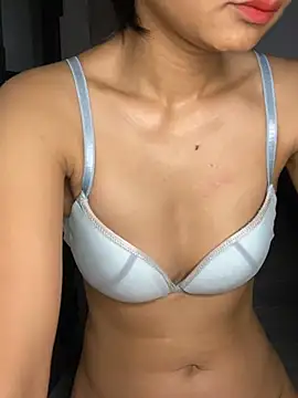 Snapshot of -Lilyn- chatting on July 25, 6:38 pm -Lilyn- online show from July 25, 6:38 pm