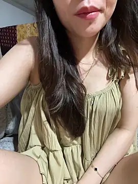Snapshot of Lyn_baby chatting on June 11, 9:57 pm Lyn baby online show from June 11, 9:57 pm