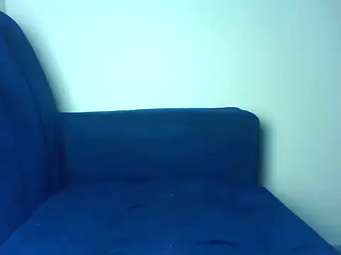 Iceylips online show from March 25, 7:09 pm