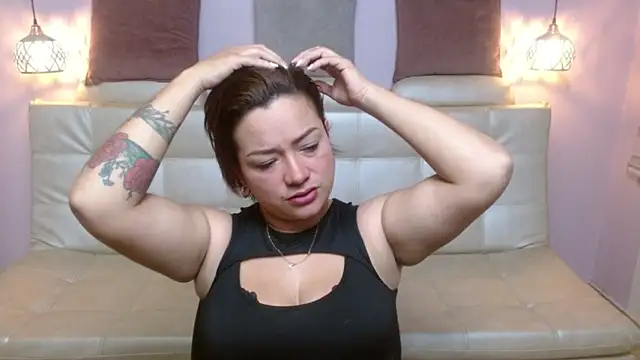 Hannakushx online show from March 13, 12:56 pm