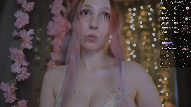 x  sexykitten666  x online show from July 11, 4:32 pm