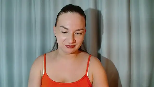 Snapshot of Belle_Fiesta chatting on April 26, 9:45 pm Belle Fiesta online show from April 26, 9:45 pm