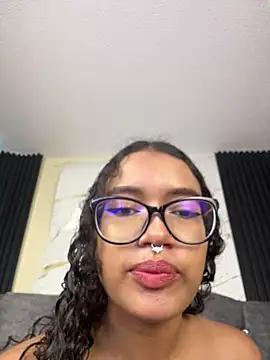 Bunny fire online show from May 2, 7:08 pm
