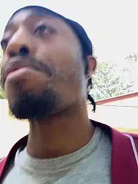 Snapshot of OneUp_Close chatting on April 20, 4:43 pm OneUp Close online show from April 20, 4:43 pm