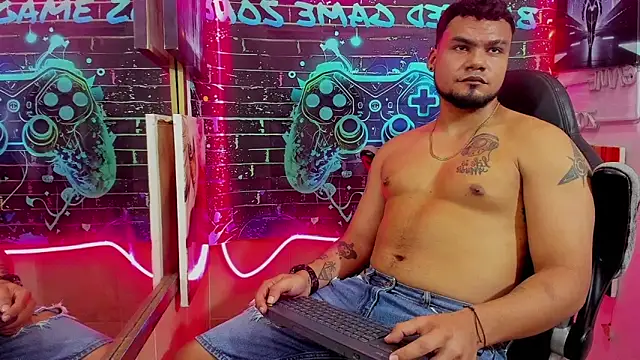 Dereck jackson  online show from March 14, 8:14 pm