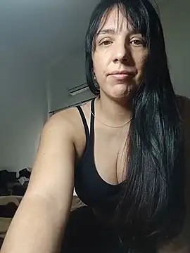 Snapshot of mel_stron chatting on May 15, 6:15 pm mel stron online show from May 15, 6:15 pm