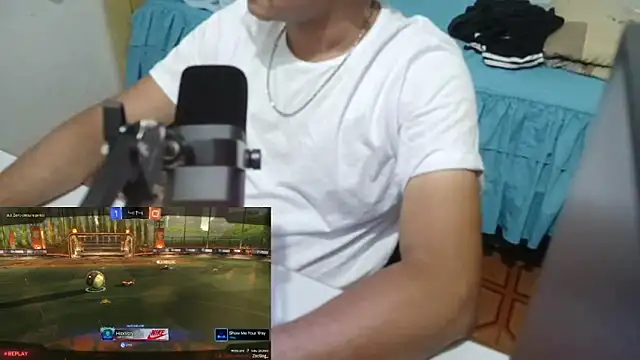 Snapshot of SegZac chatting on March 22, 11:19 pm SegZac online show from March 22, 11:19 pm