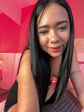 EmmaWuu online show from March 10, 7:52 pm