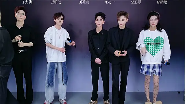 JH120 online show from March 11, 11:38 am