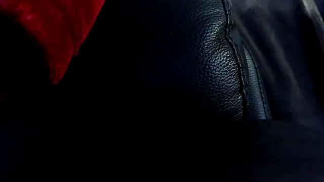 freaky couple  online show from March 17, 1:32 am