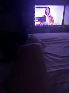 makia0217 online show from March 8, 8:51 am