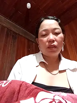 Yellow-pink online show from March 12, 2:12 pm