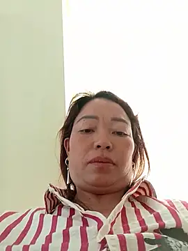Yellow-pink online show from July 26, 5:04 am