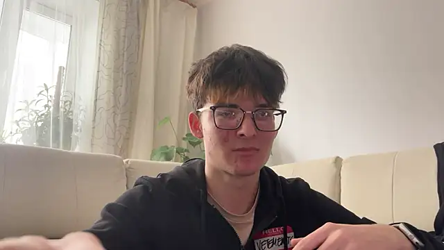 niksikor online show from March 19, 1:04 pm