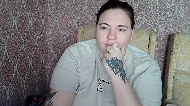 ElviraOreillly online show from March 18, 5:32 am