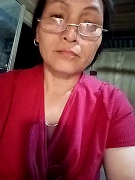 JenniferLovve01 online show from March 12, 2:23 pm