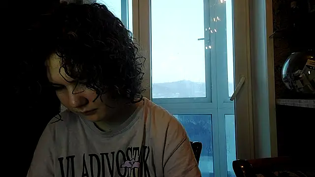 OlivaArashiro online show from March 12, 9:32 pm