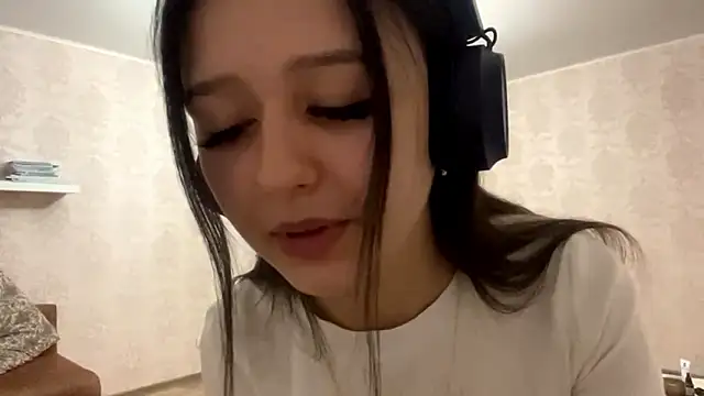 NewGenBaby online show from March 10, 6:13 pm