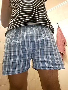 Snapshot of DrEazyDick chatting on May 21, 4:14 pm DrEazyDick online show from May 21, 4:14 pm
