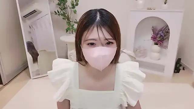 Snapshot of Yua-channel_ chatting on June 15, 11:45 am Yua-channel online show from June 15, 11:45 am