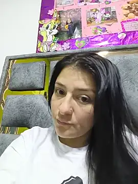 Snapshot of Scarlet_Passion chatting on July 9, 12:26 am Scarlet Passion online show from July 9, 12:26 am
